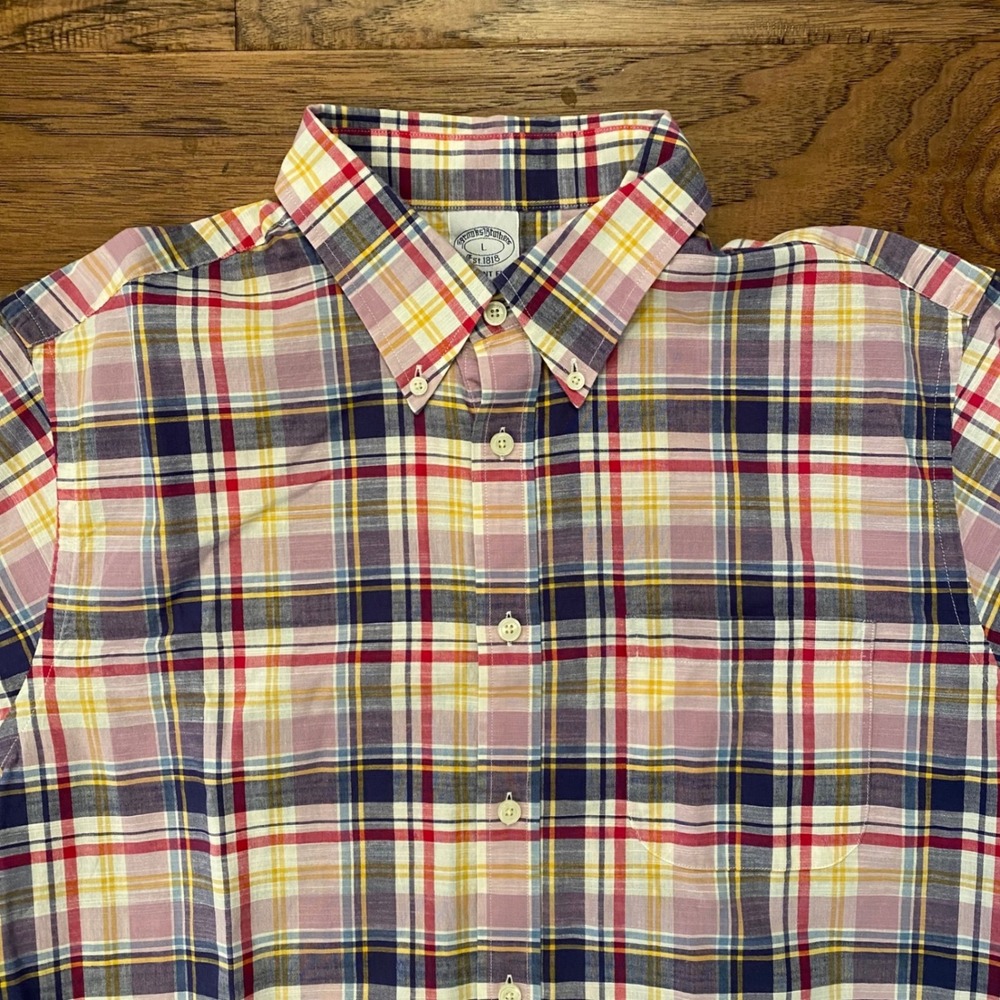Brooks Brothers Plaid Button Down Mens Large Multi Color Regent Fit Short Sleeve